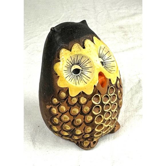Vintage Ceramic Pottery Owl Wide Eyes Eyelashes Anthropomorphic Hand Painted - Picture 2 of 10